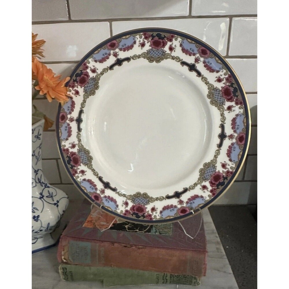 Royal Doulton Fairmont Hotels & Resorts Bone China Made in England Wall Plate